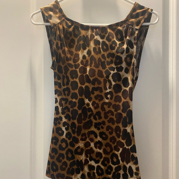 XOXO TOP SIZI S, EXCEL COND. SPANDEX MATERIAL.. - Picture 2 of 8